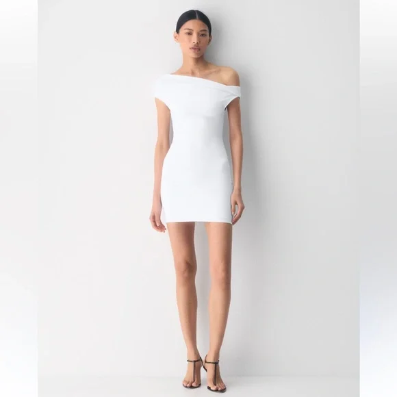 Aritzia White Original Contour Ravish Double Lined Off The Shoulder Dress Medium - Picture 1 of 13